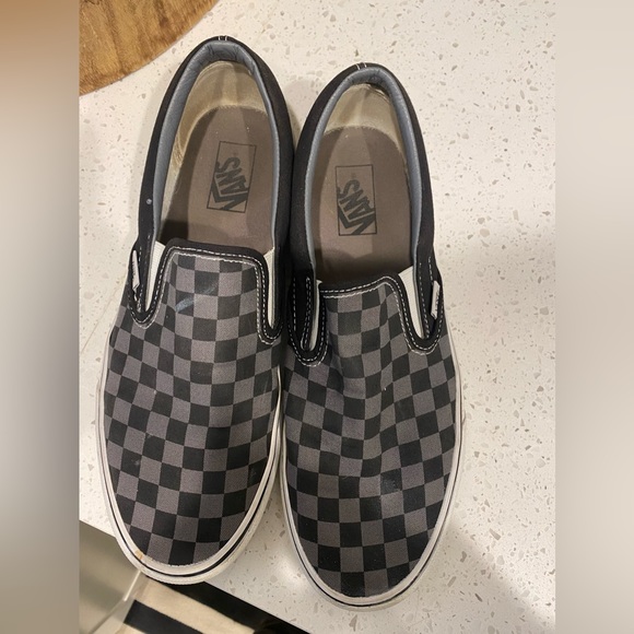 Vans - Picture 3 of 3